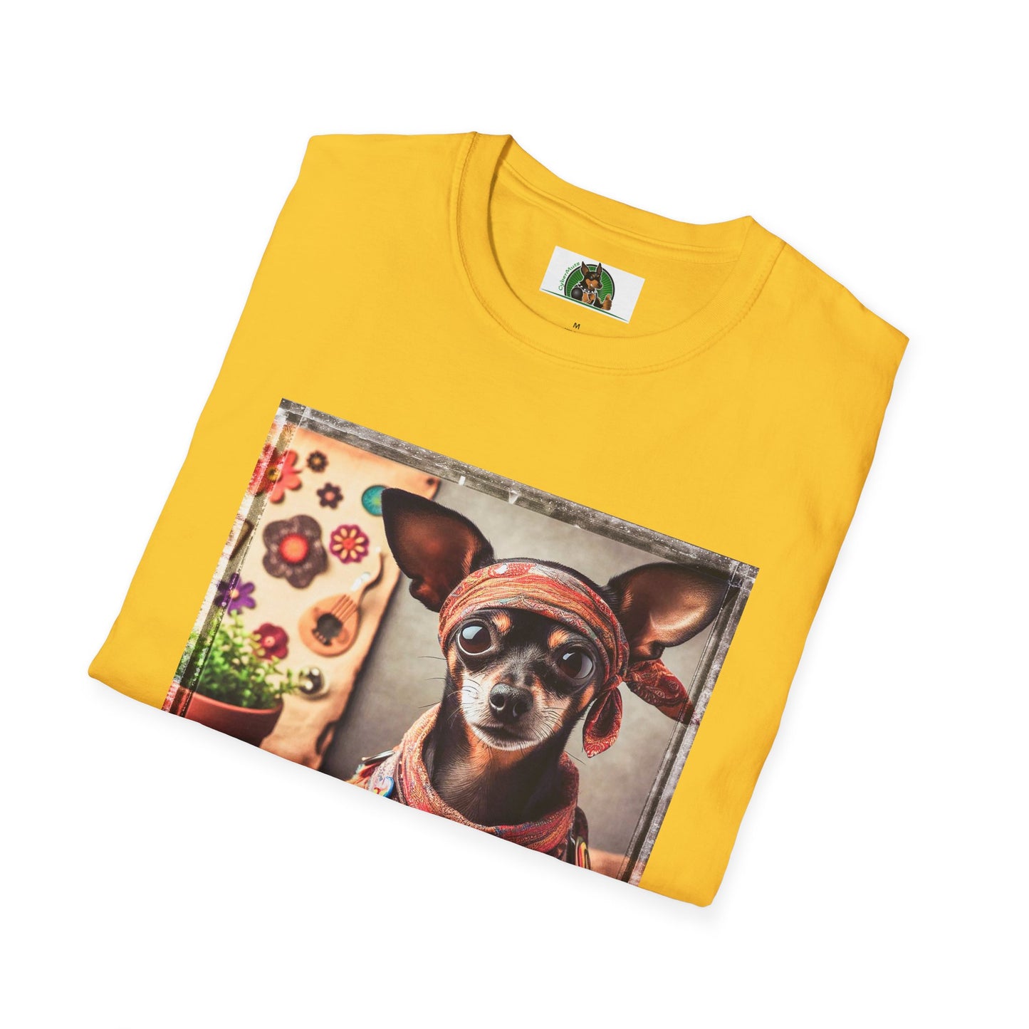 Min Pin T-Shirt hippie girl