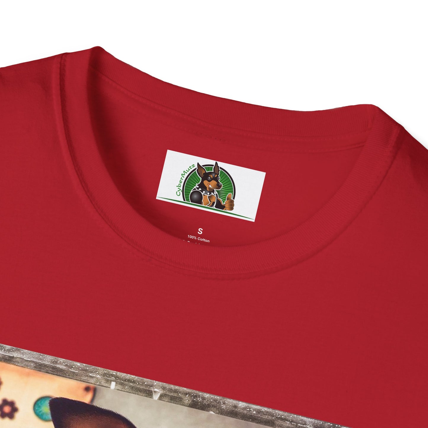 Min Pin T-Shirt hippie girl