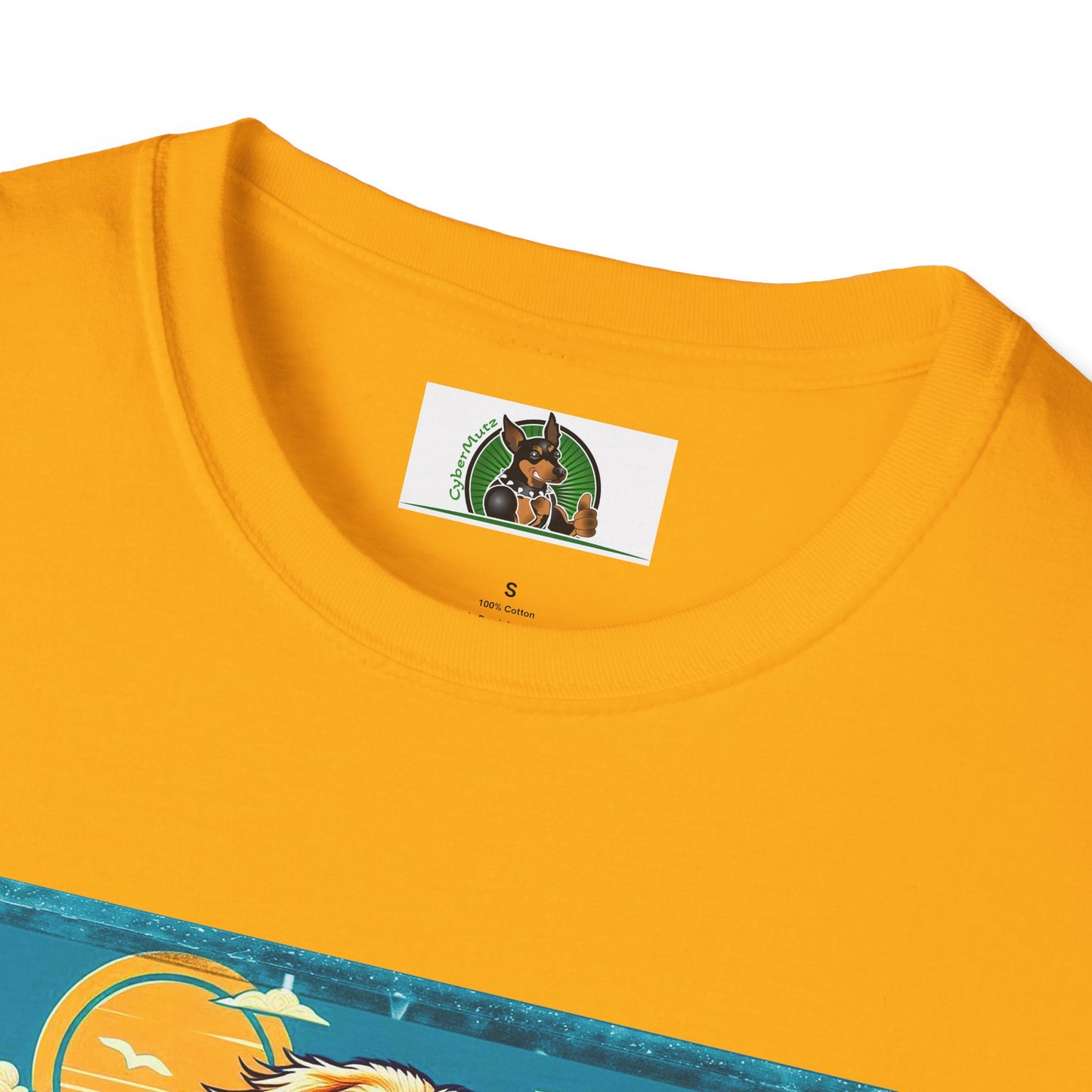 Golden Retriever surfing beauty shirt