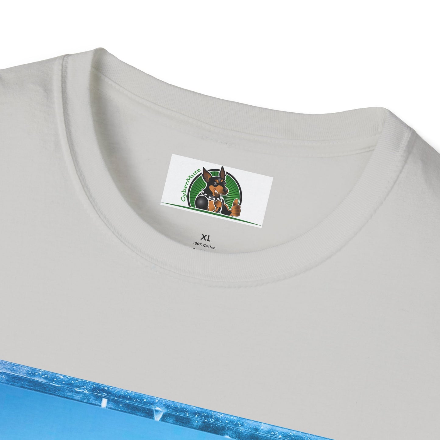 Min Pin T-Shirt beach day