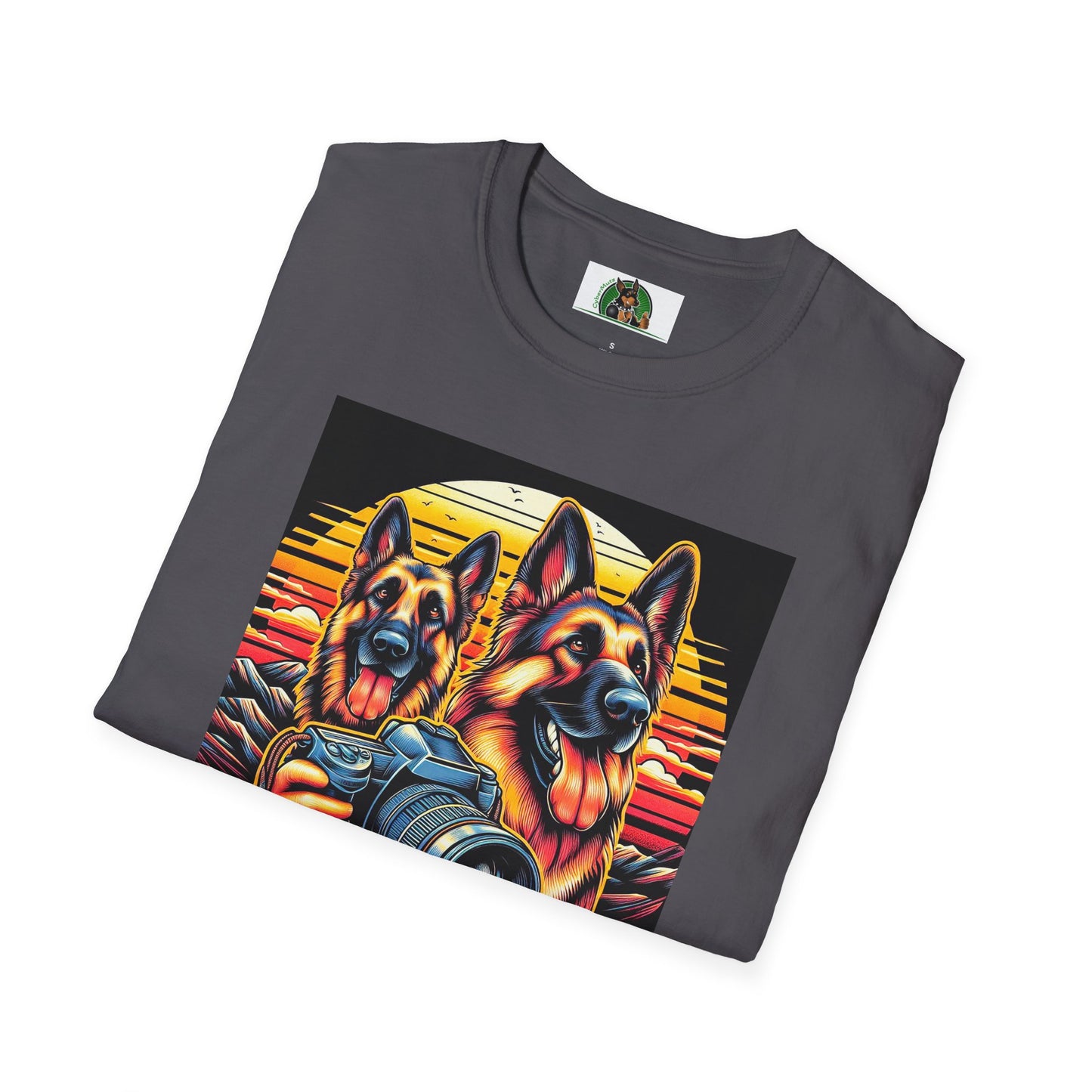 German Shepherd photographer Frirnds shirt T-Shirt Printify
