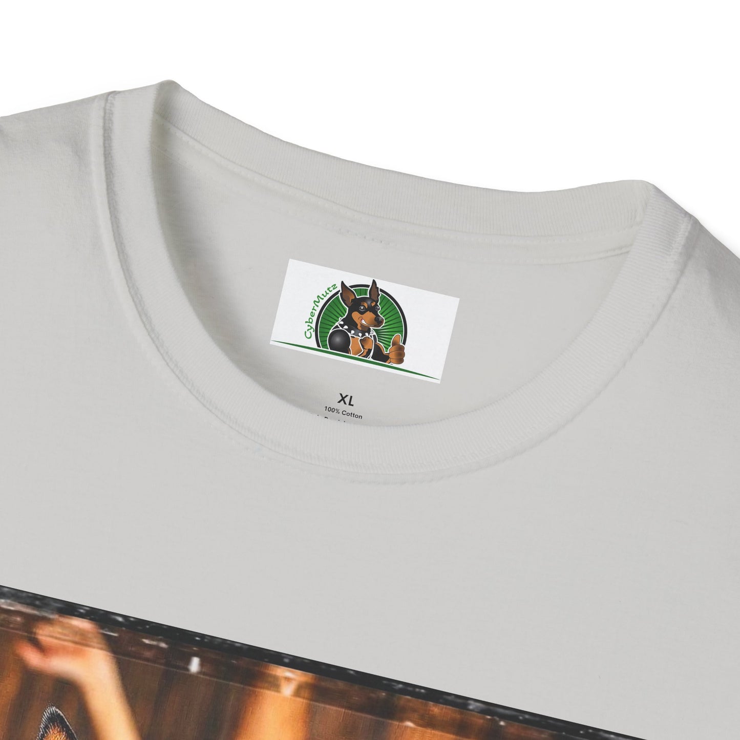 Min Pin T-Shirt party fun