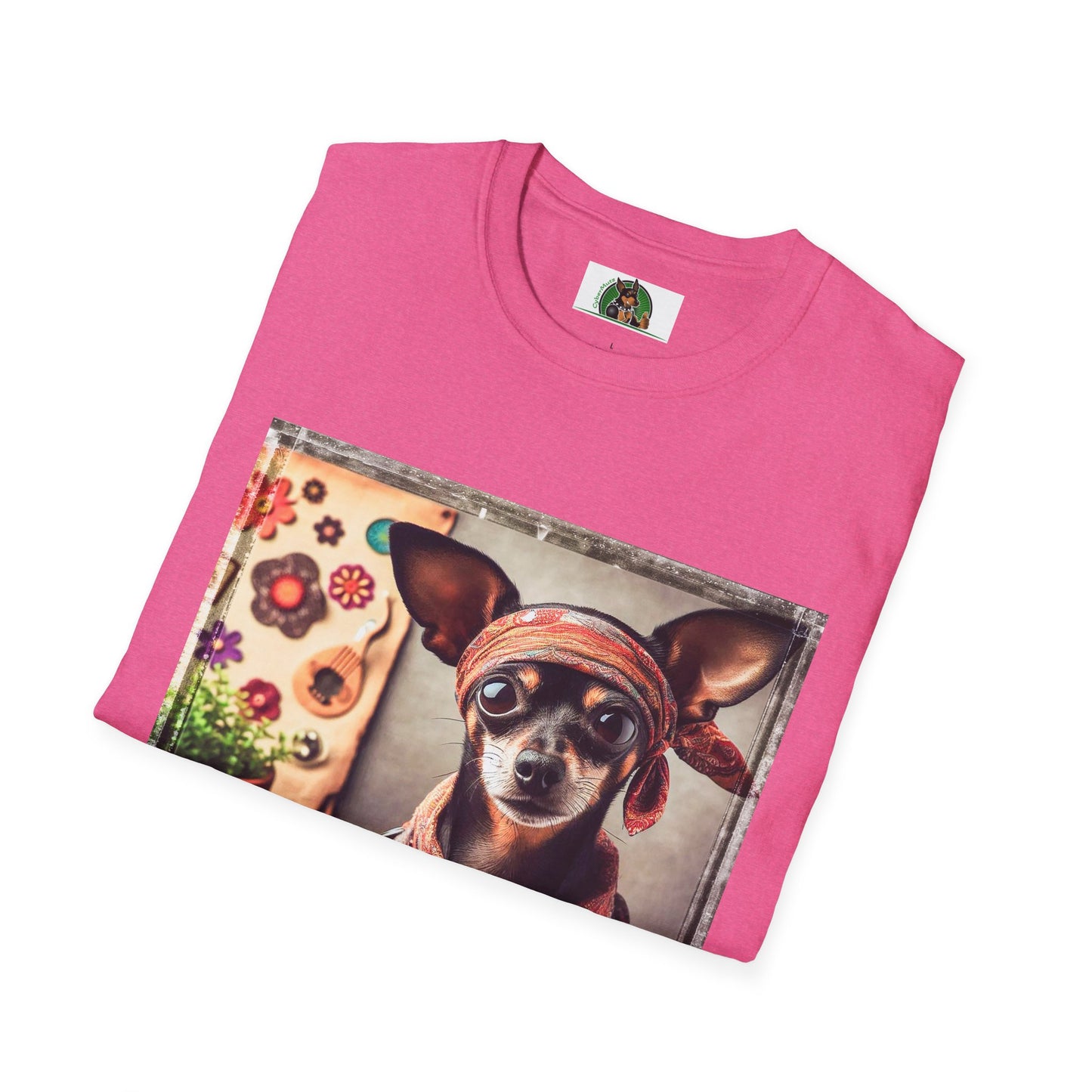 Min Pin T-Shirt hippie girl