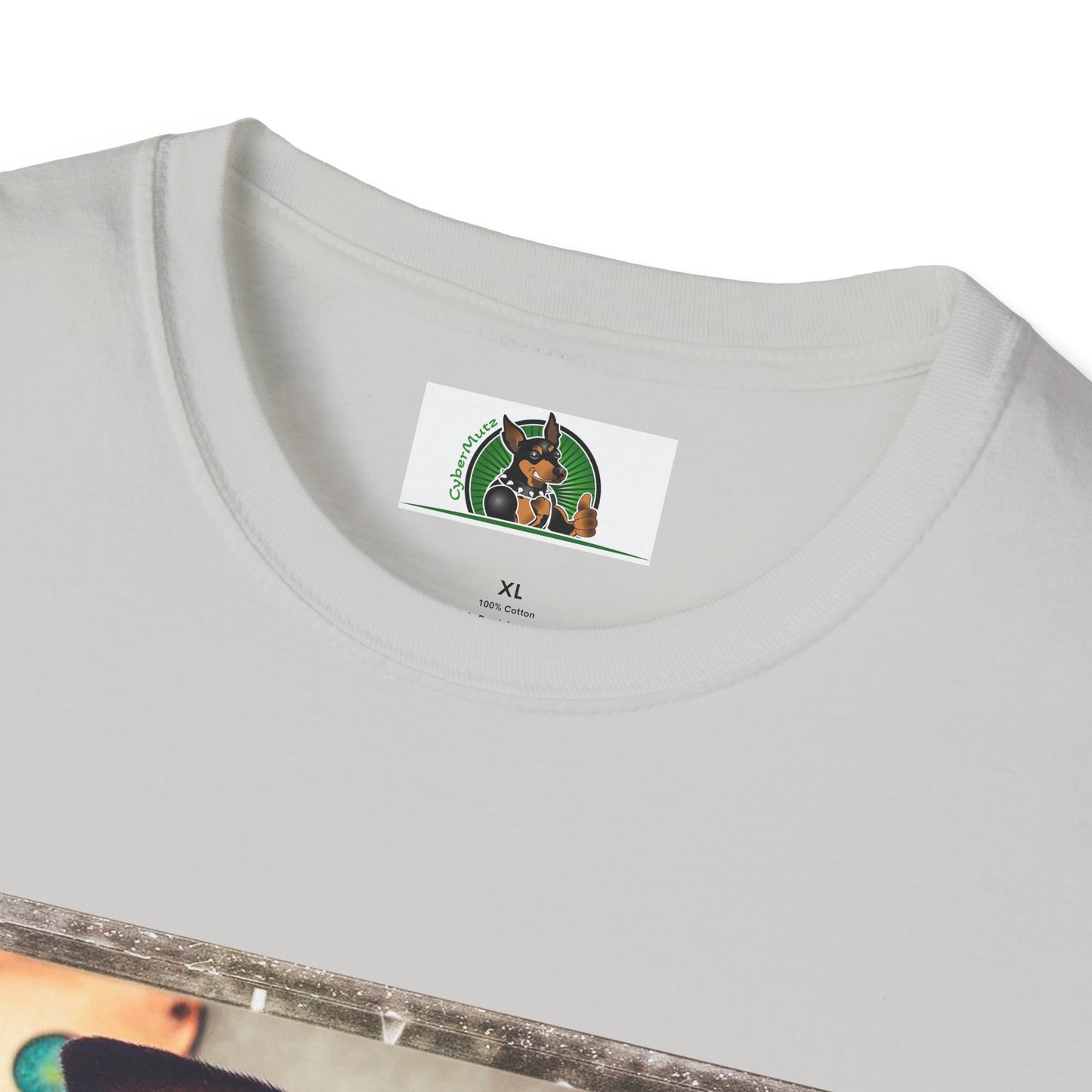 Min Pin T-Shirt hippie girl